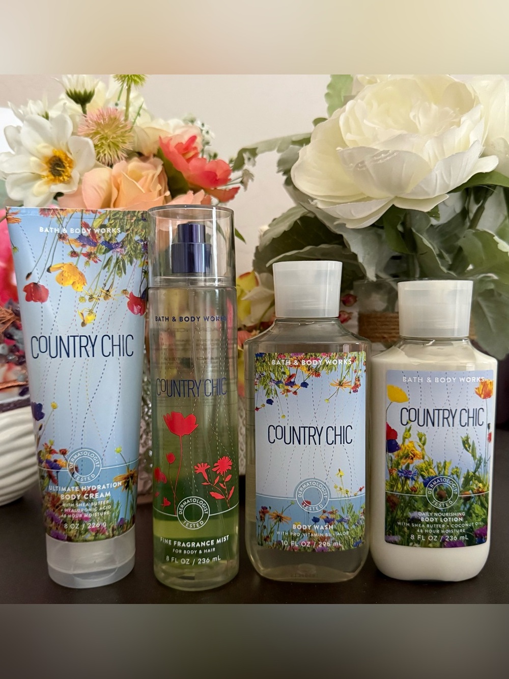 🆕💐 BATH & BODY WORKS “COUNTRY CHIC” 4-PIECE BODY CARE SET. FULL SIZE. BRAND NEW